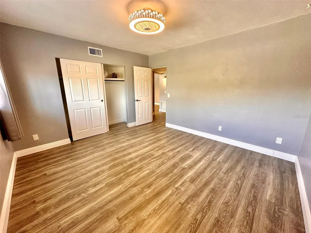 2431 CANADIAN WAY #37 Clearwater, FL 33763