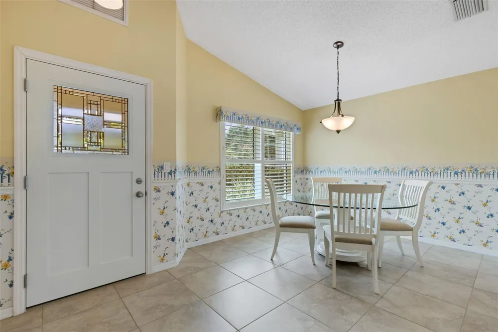 4430 FERN DRIVE Bradenton, FL 34208
