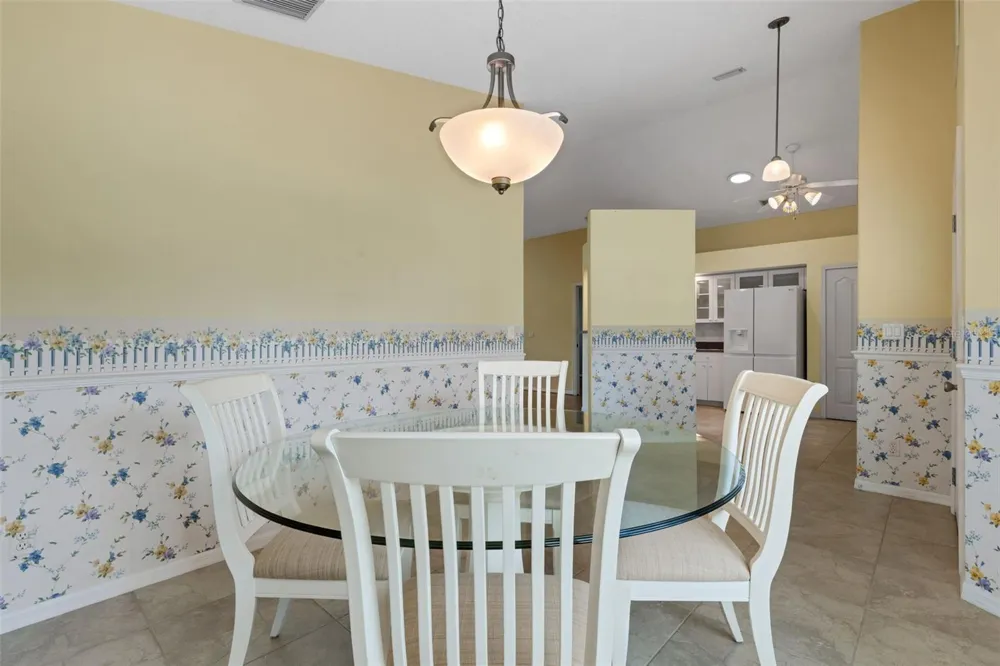 4430 FERN DRIVE Bradenton, FL 34208