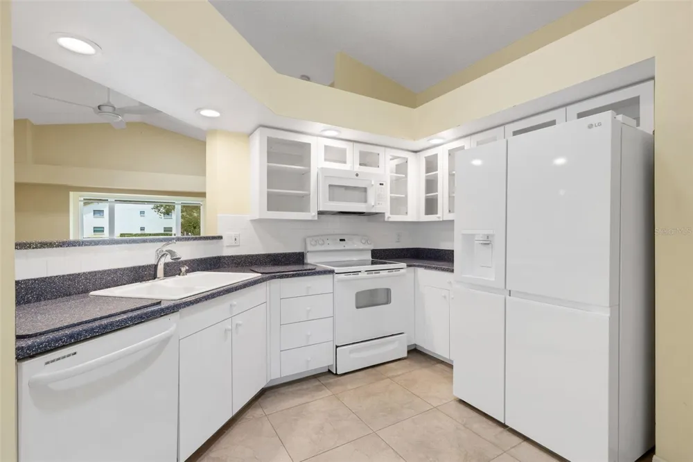 4430 FERN DRIVE Bradenton, FL 34208