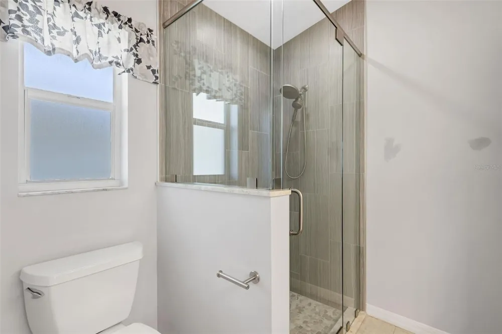 4430 FERN DRIVE Bradenton, FL 34208