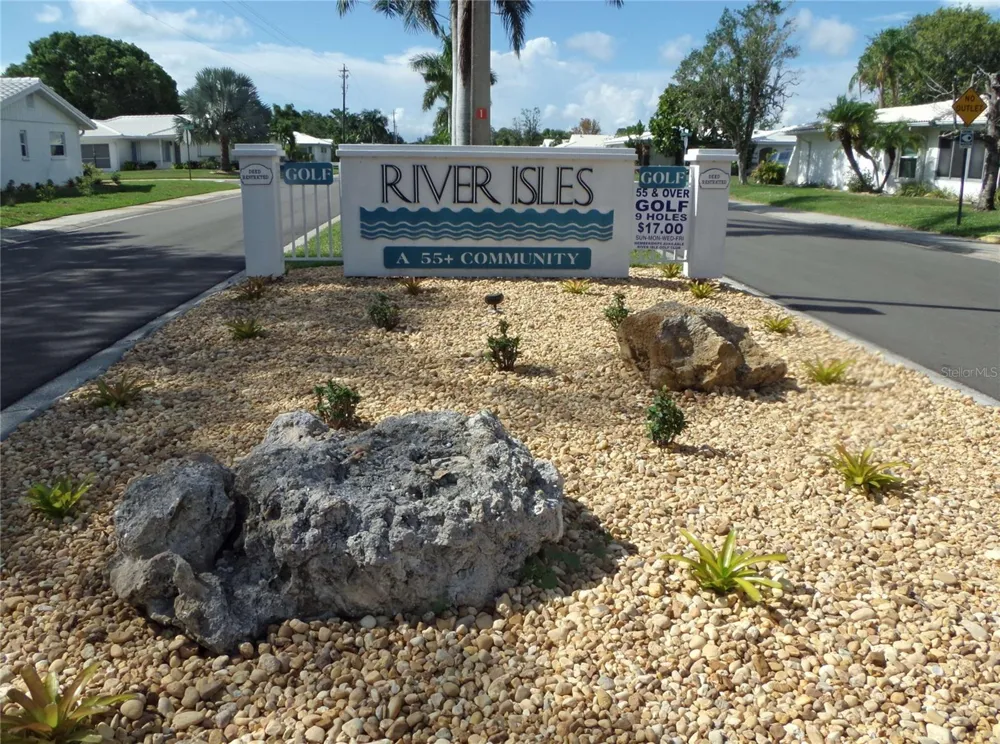4430 FERN DRIVE Bradenton, FL 34208