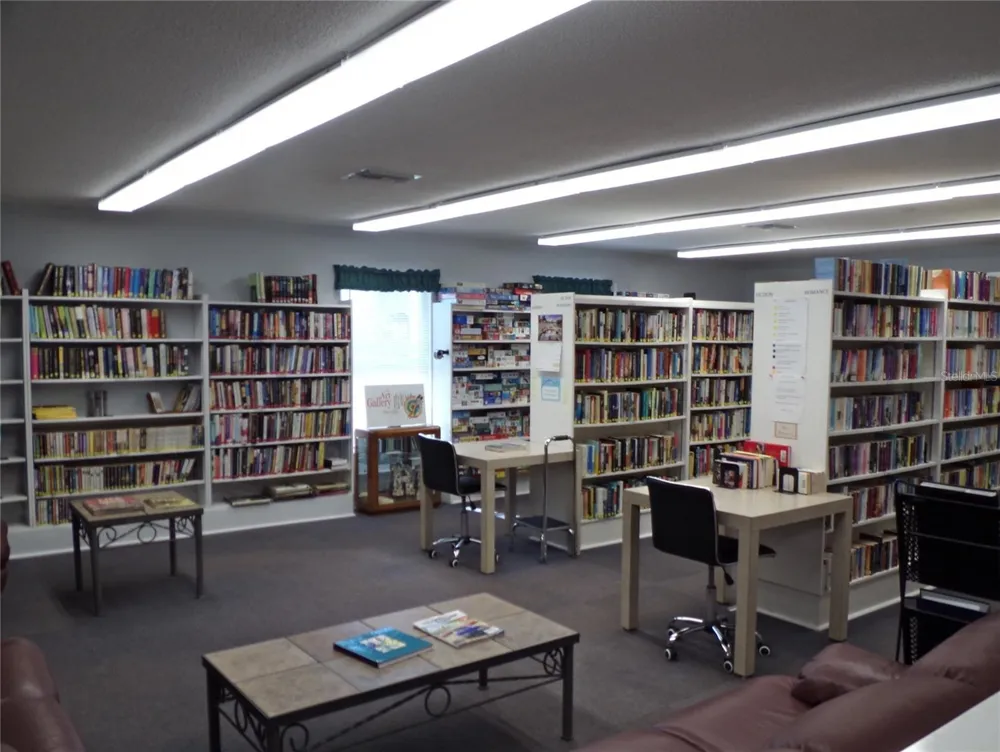4430 FERN DRIVE Bradenton, FL 34208