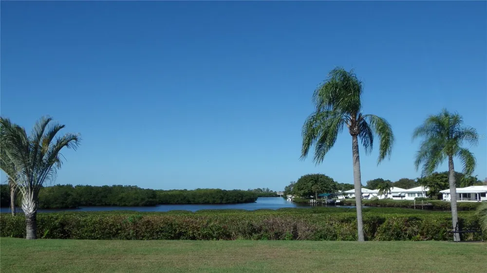 4430 FERN DRIVE Bradenton, FL 34208