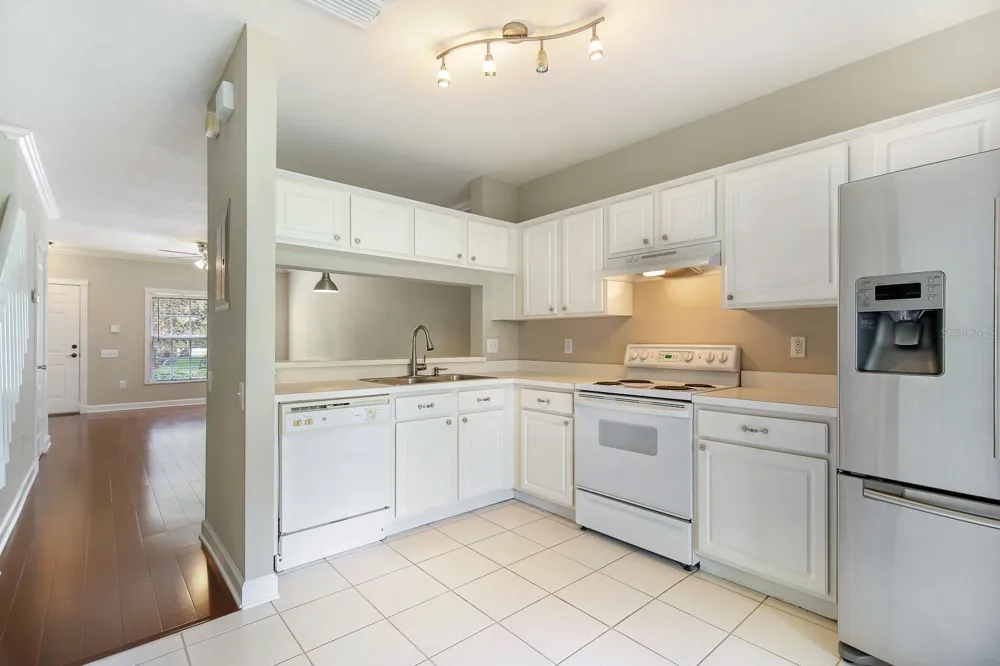 2403 LAKE WOODBERRY CIRCLE Brandon, FL 33510