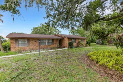 402 ABERDEEN COURT