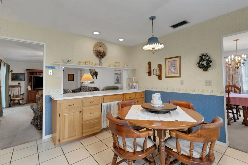 402 ABERDEEN COURT Lakeland, FL 33813