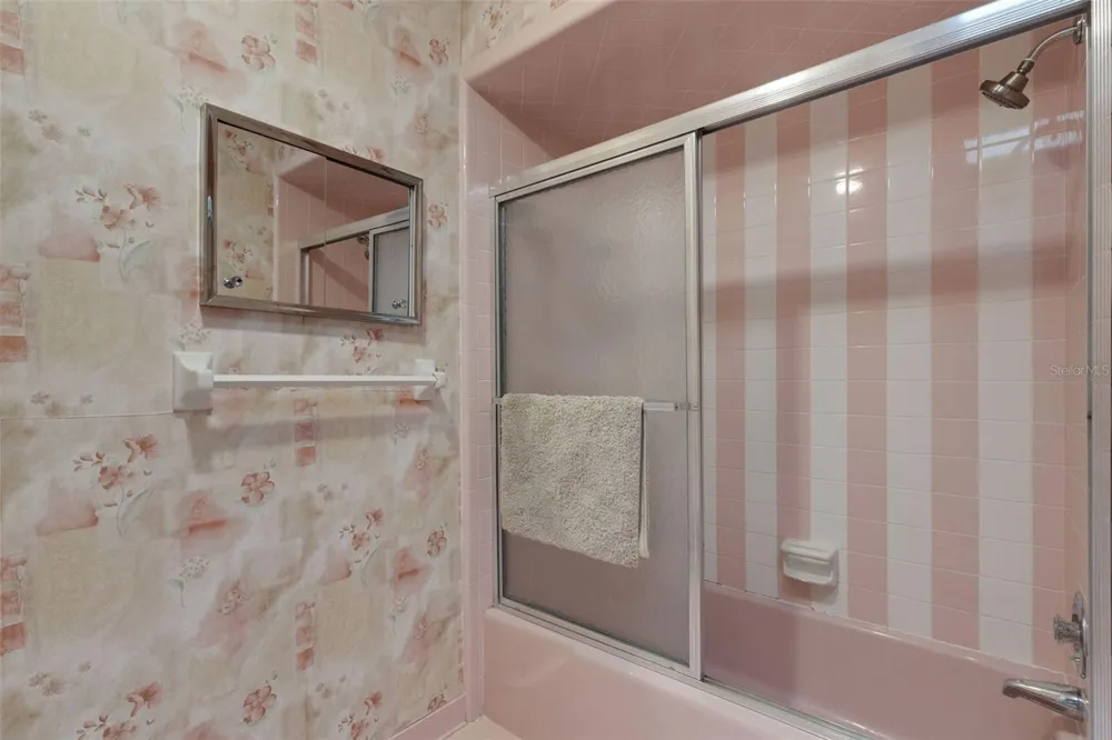 402 ABERDEEN COURT Lakeland, FL 33813