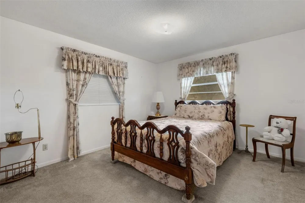 402 ABERDEEN COURT Lakeland, FL 33813