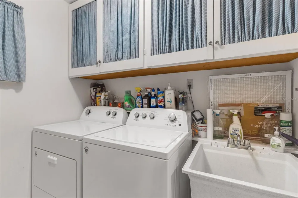 402 ABERDEEN COURT Lakeland, FL 33813