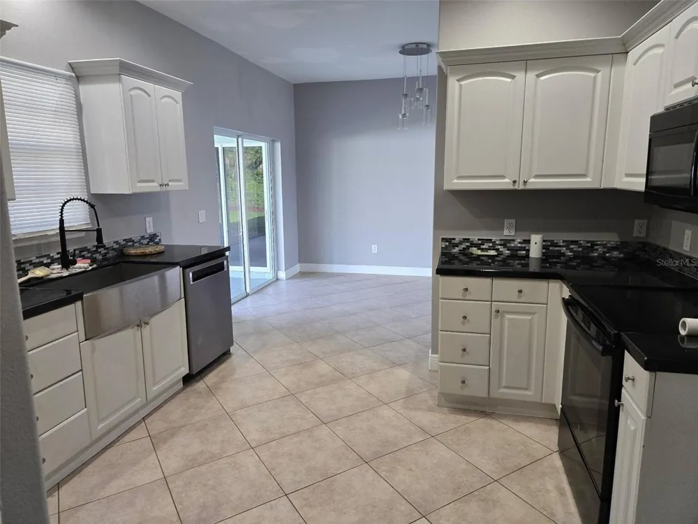 2739 ATWATER DRIVE North Port, FL 34288