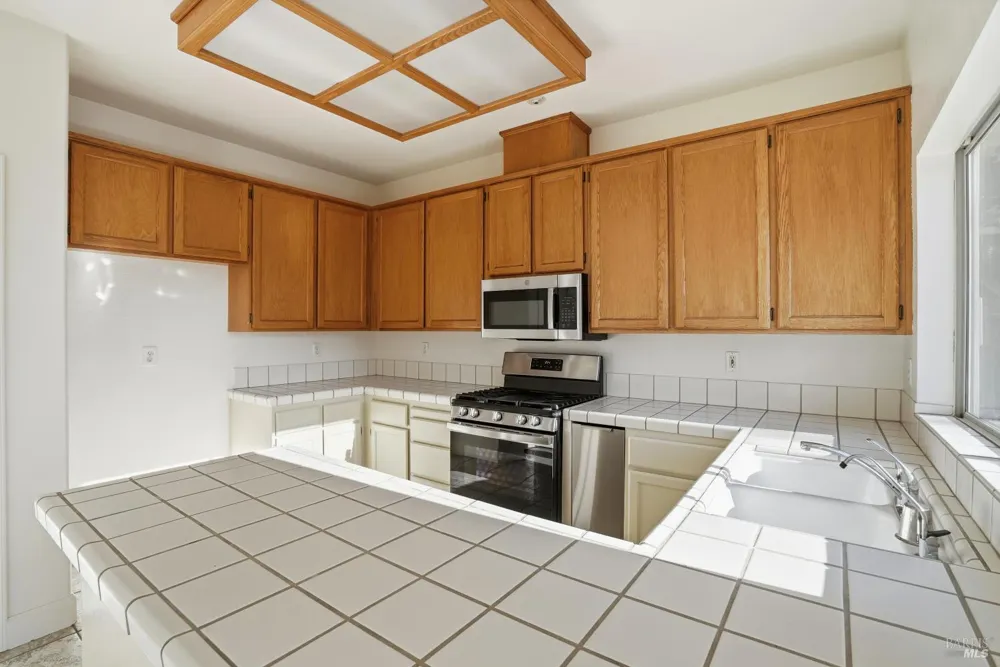 1997 Rainier Circle Petaluma, CA 94954