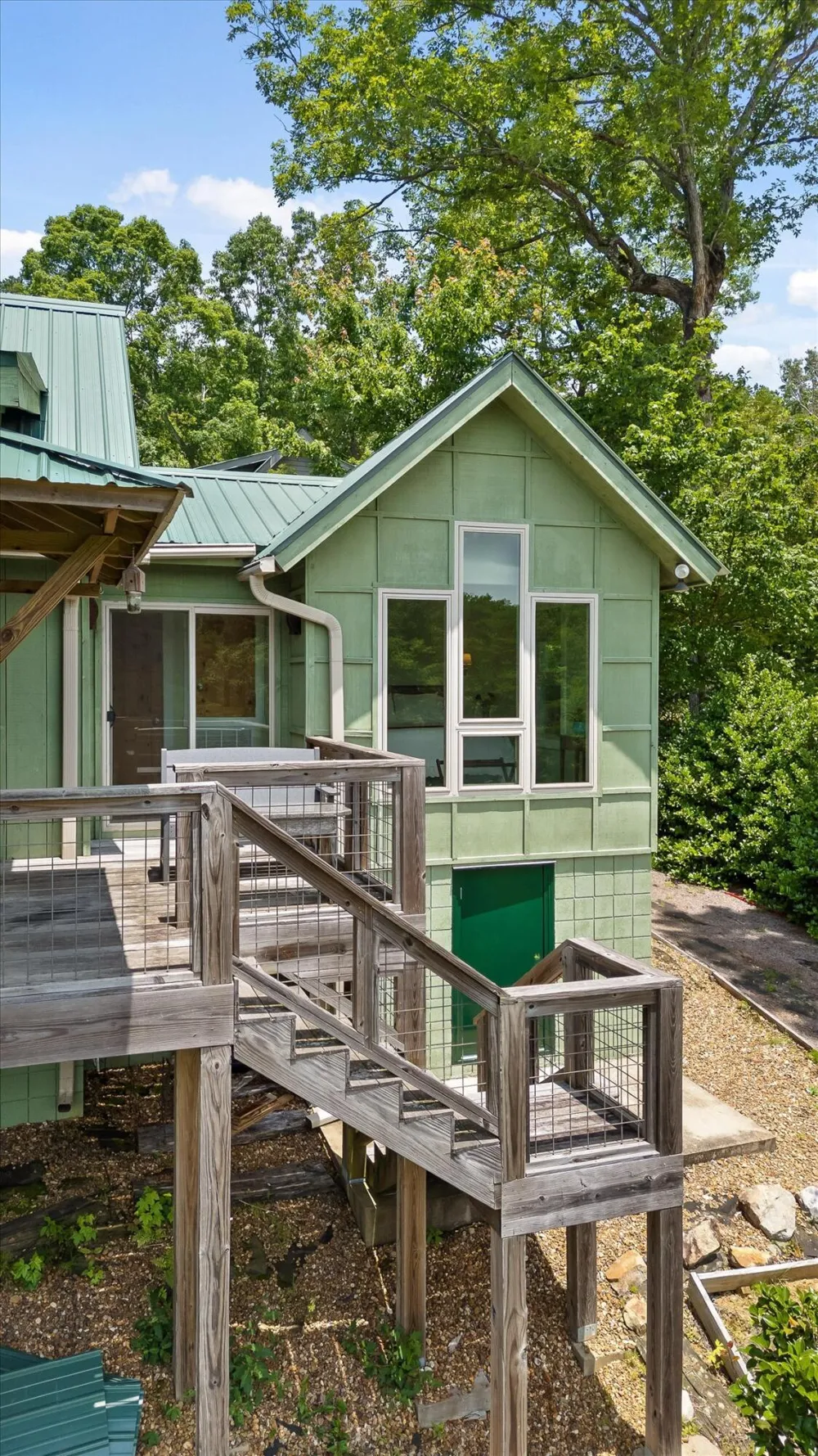 142 County Road 650 Mentone, AL 35984
