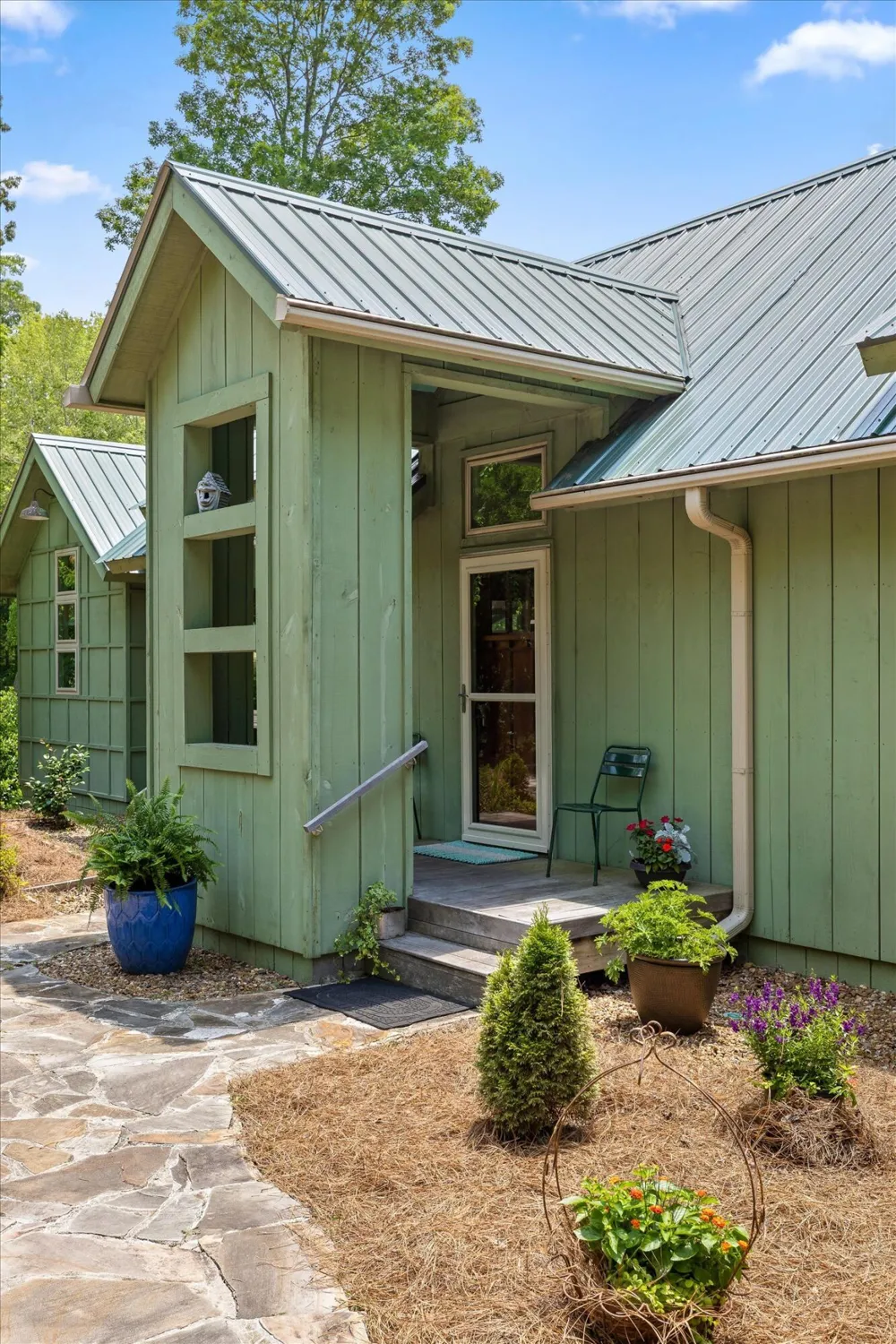 142 County Road 650 Mentone, AL 35984