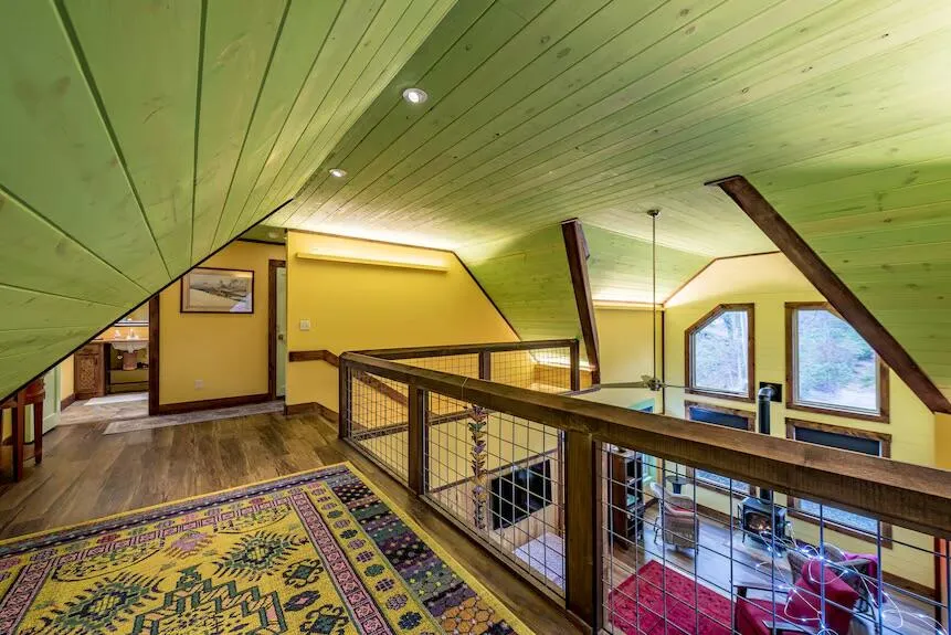 142 County Road 650 Mentone, AL 35984