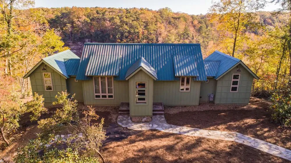 142 County Road 650 Mentone, AL 35984