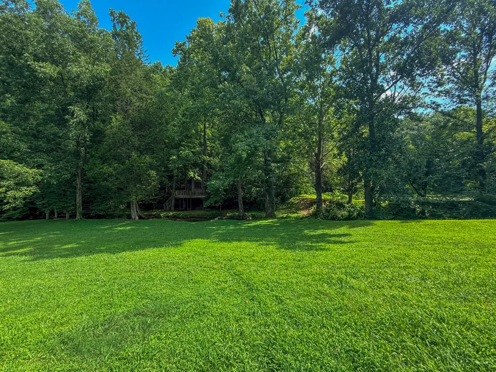 Porchlight Dr Chickamauga, GA 30707