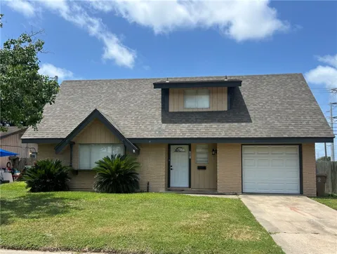 5801 WOODHAVEN DRIVE