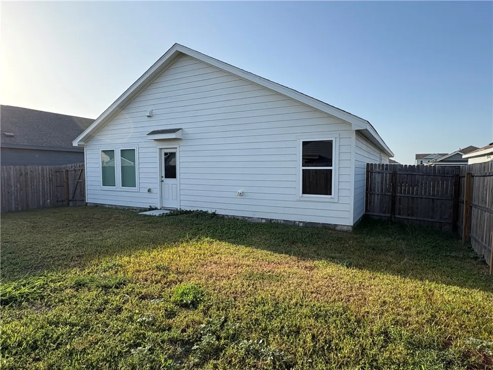 9229 Scottish Oak Street Corpus Christi, TX 78409