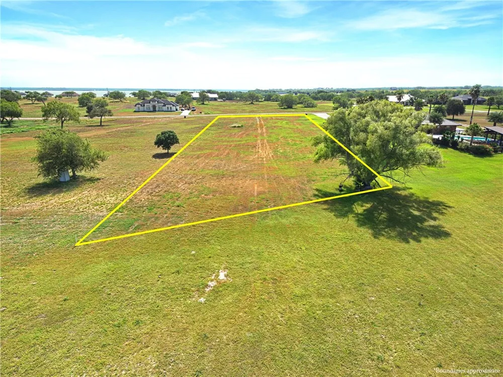 13 Nakishwana Cir Sandia, TX 78383