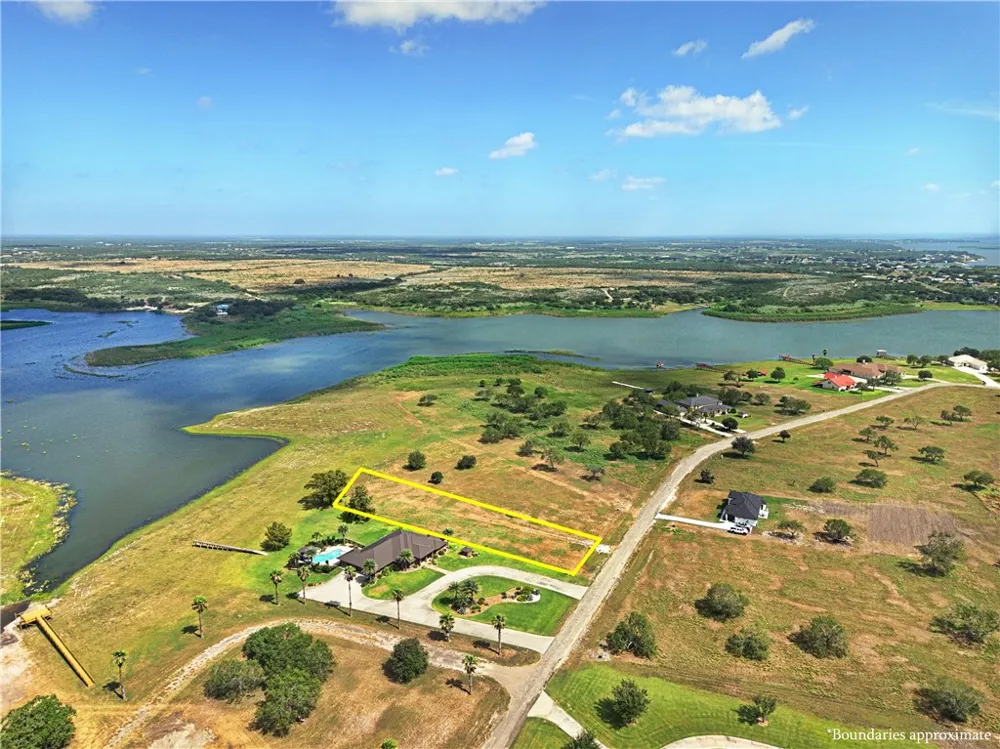 13 Nakishwana Cir Sandia, TX 78383