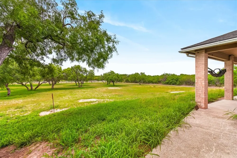 13934 County Road 1144 Sinton, TX 78387