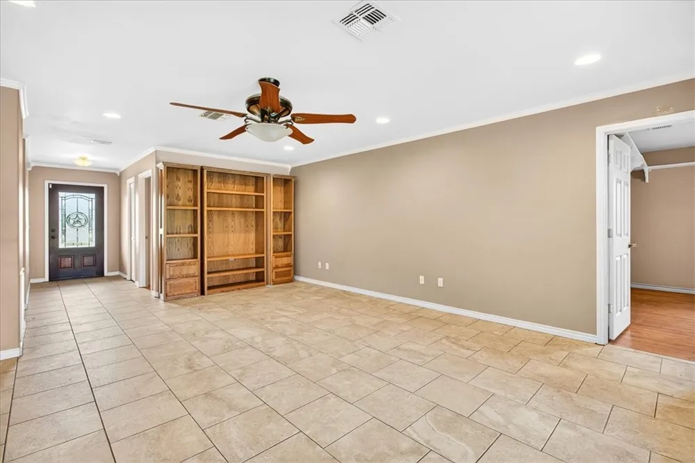 13934 County Road 1144 Sinton, TX 78387