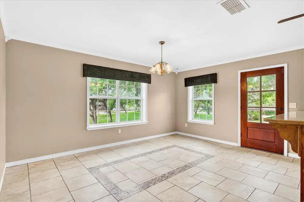 13934 County Road 1144 Sinton, TX 78387