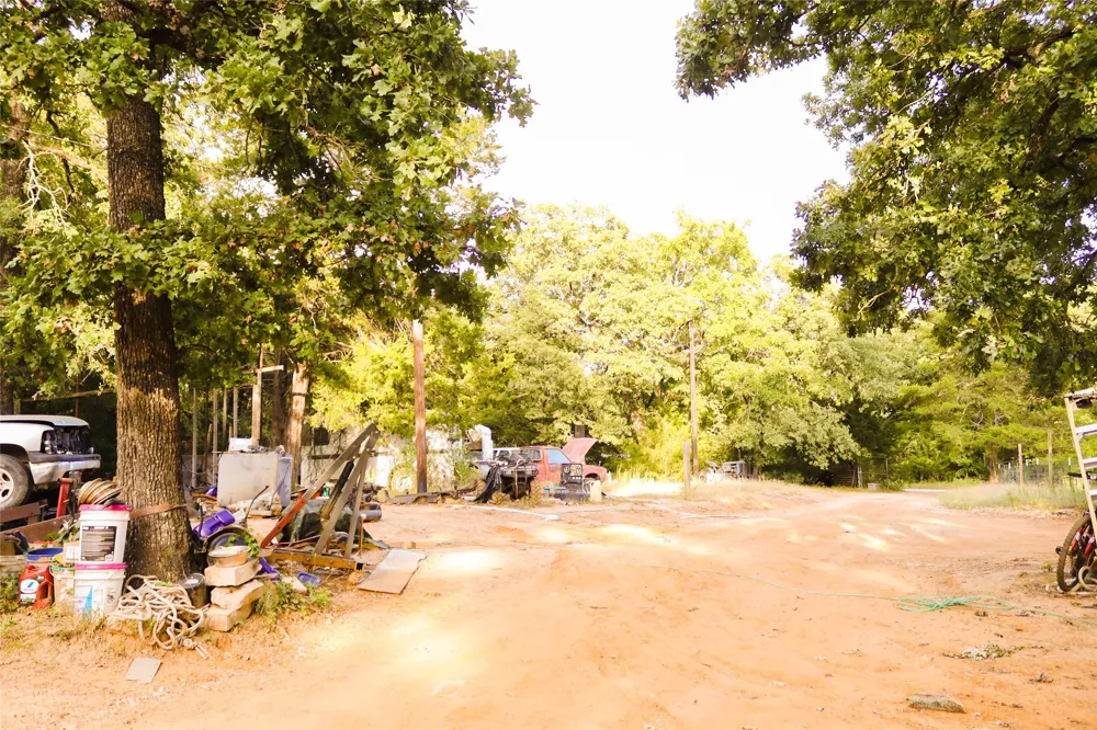 1325 County Road 263 #263 Gainesville, TX 76240