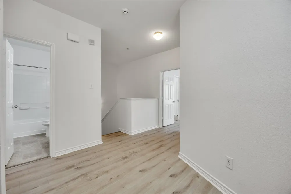 5824 Stone Mountain Road The Colony, TX 75056