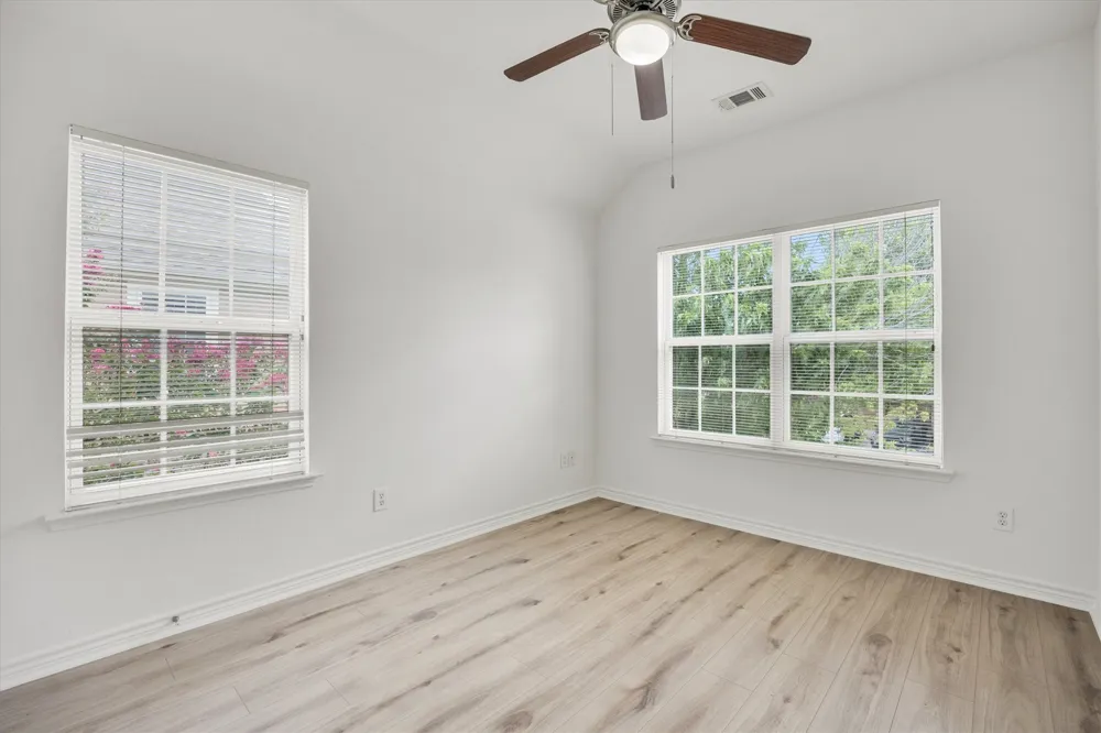 5824 Stone Mountain Road The Colony, TX 75056