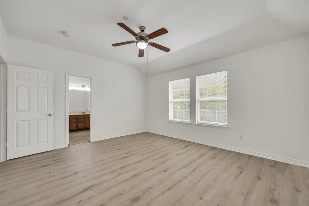 5824 Stone Mountain Road The Colony, TX 75056