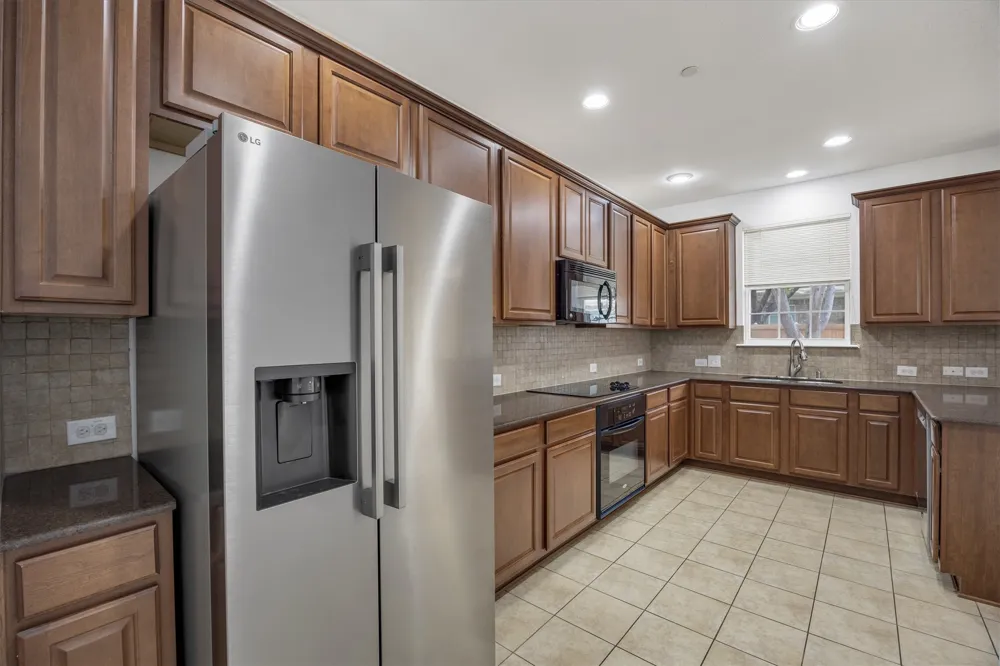 5824 Stone Mountain Road The Colony, TX 75056
