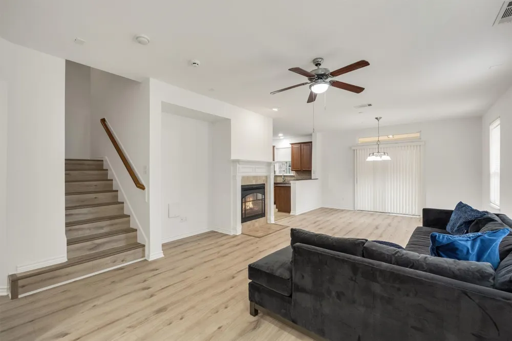 5824 Stone Mountain Road The Colony, TX 75056