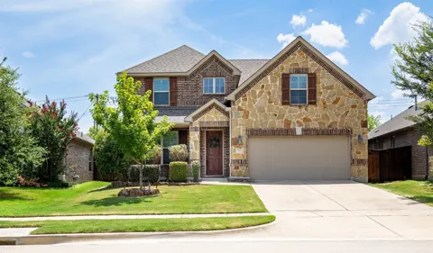 717 Rio Concho Trail