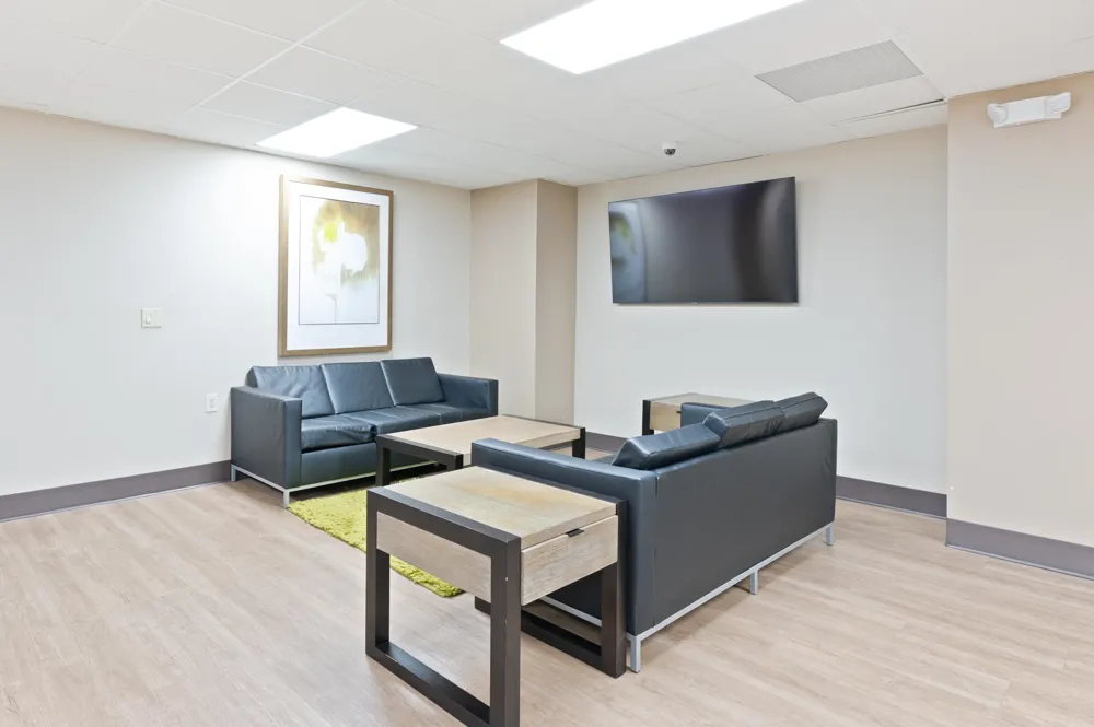 719 HARMON COVE TOWER Secaucus, NJ 07094