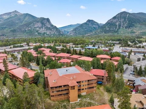 749 Lagoon Drive #2C
