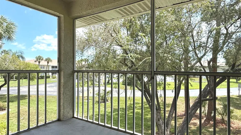 1532 SE Royal Green Cir O-201 Port St. Lucie, FL 34952