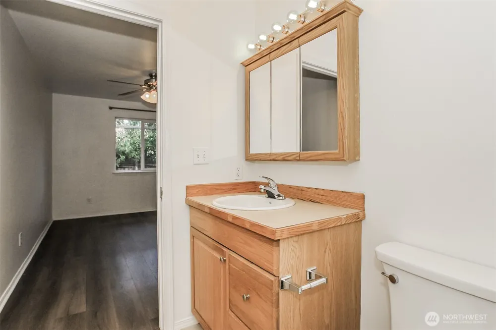 3311 New Hope Circle Bremerton, WA 98312
