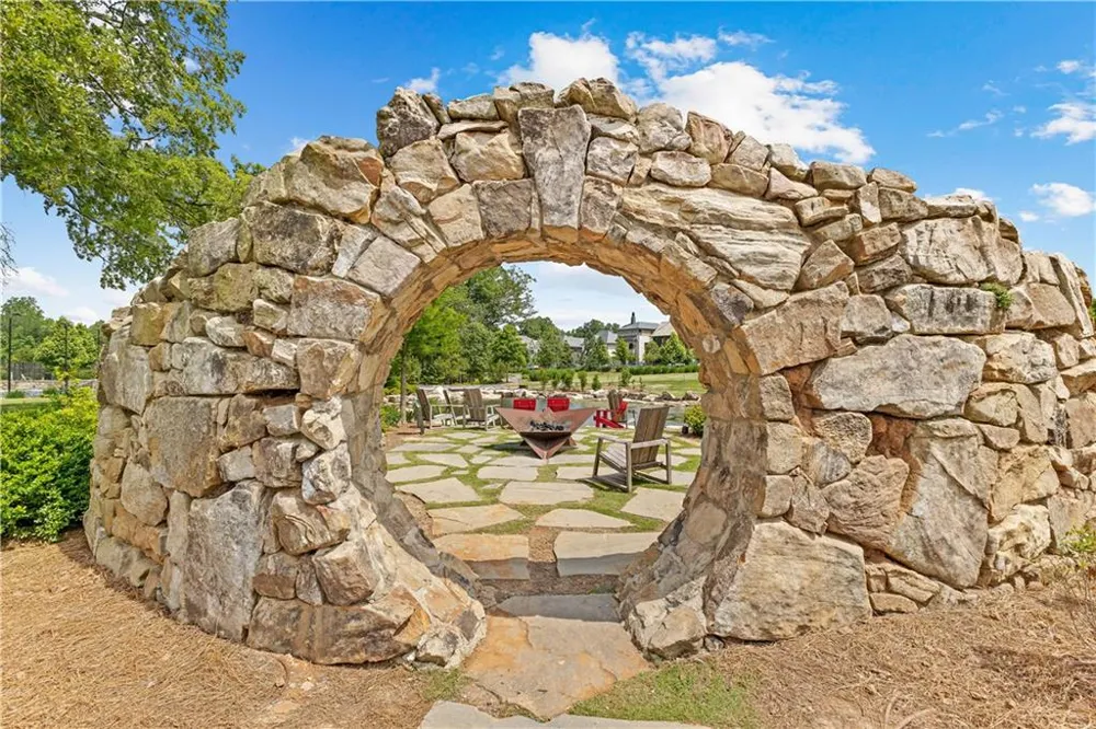245 Roycroft Lane Fayetteville, GA 30214