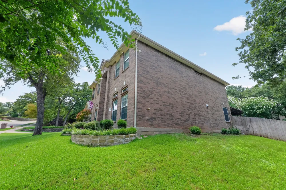 720 Big Horn Trail Crowley, TX 76036