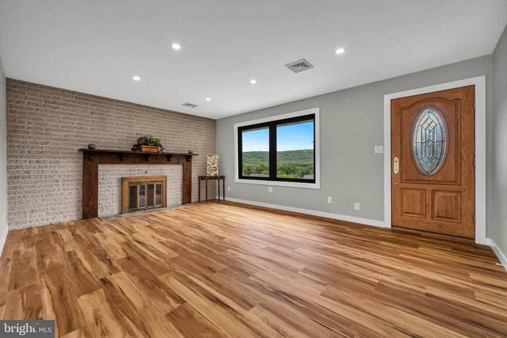 850 FOUNTAIN STREET Ashland, PA 17921