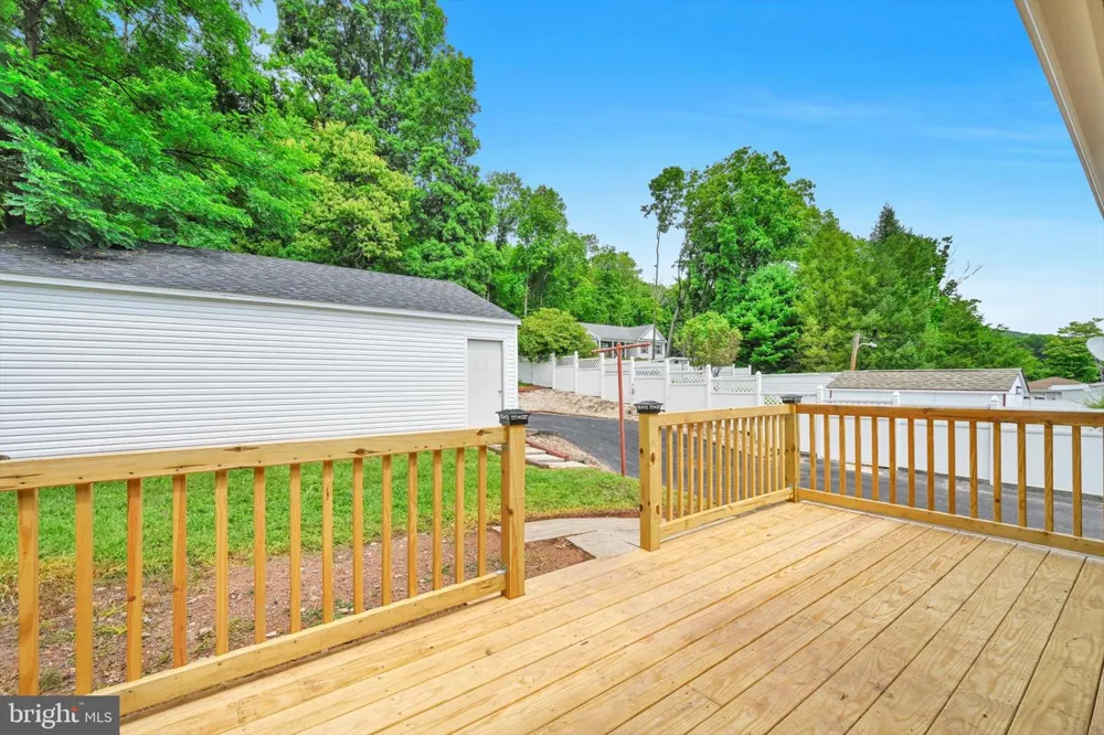 850 FOUNTAIN STREET Ashland, PA 17921