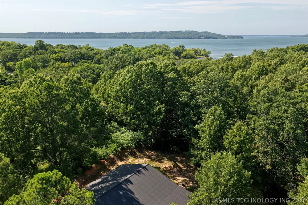 15 Elm Eufaula, OK 74432