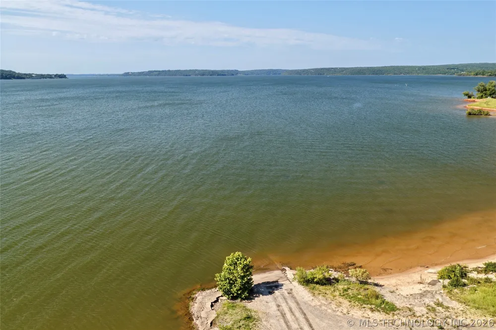 15 Elm Eufaula, OK 74432