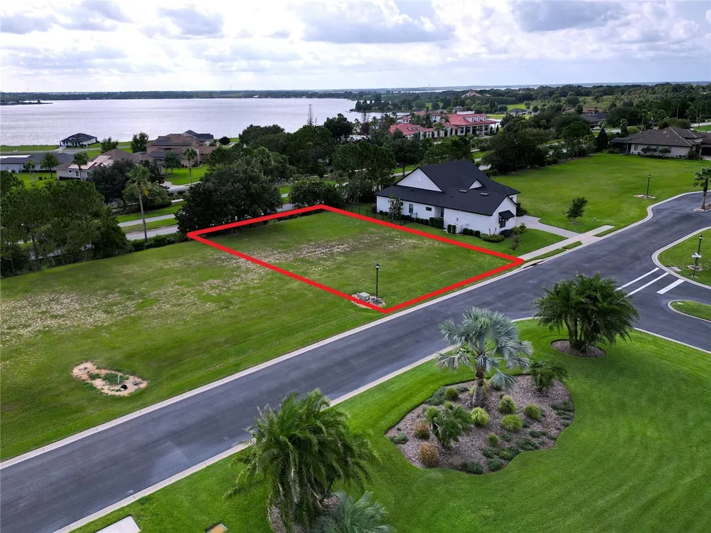 231 BLAZING STAR AVENUE Lake Alfred, FL 33850