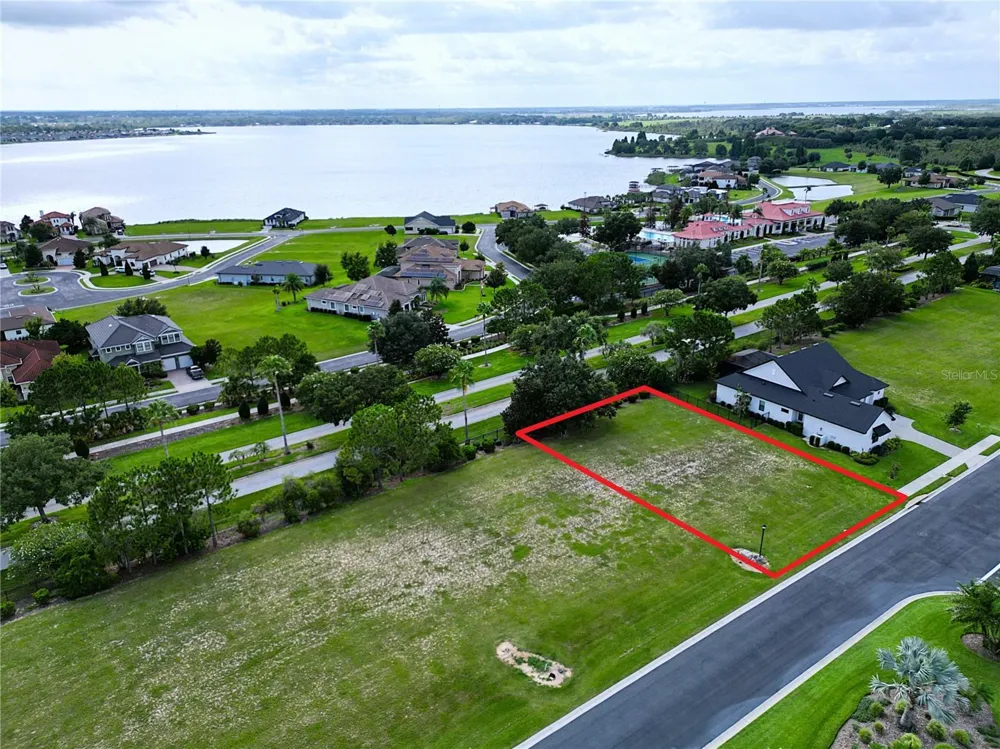 231 BLAZING STAR AVENUE Lake Alfred, FL 33850