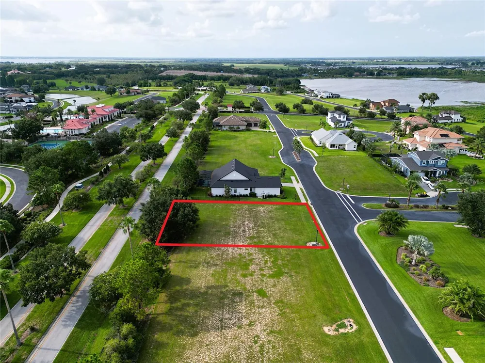 231 BLAZING STAR AVENUE Lake Alfred, FL 33850