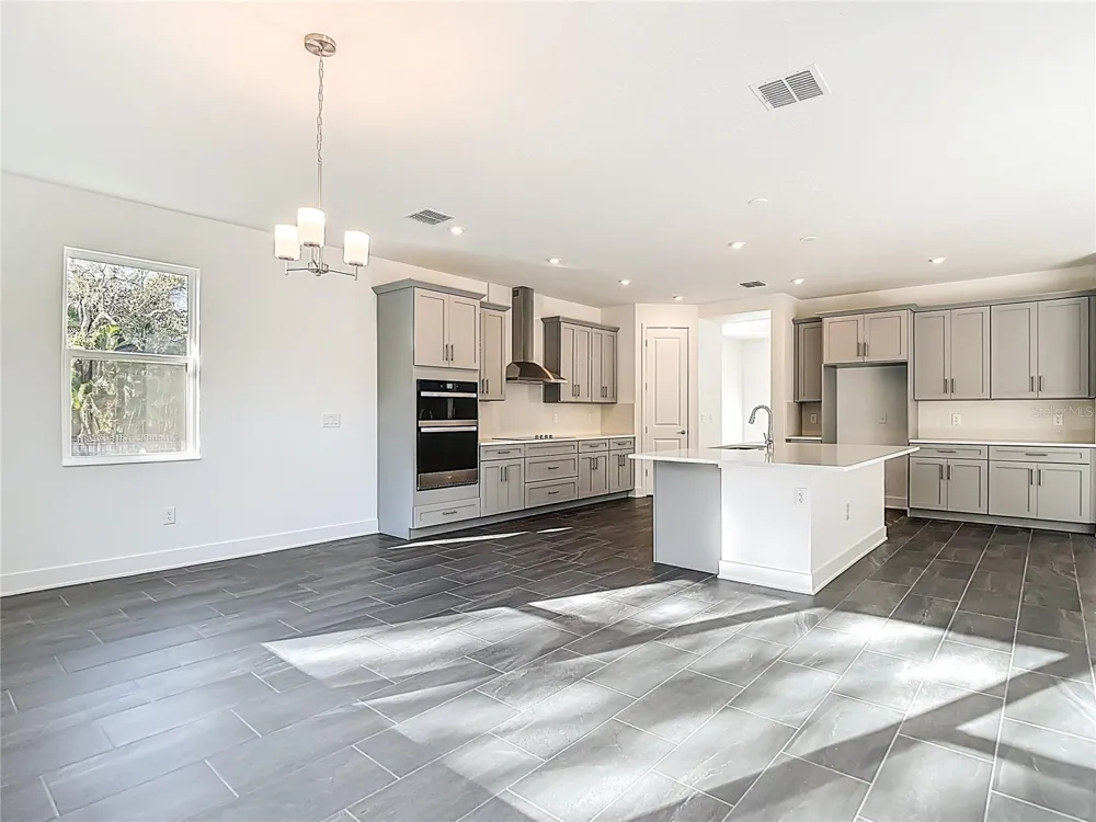 410 S WEST SHORE BOULEVARD Tampa, FL 33609