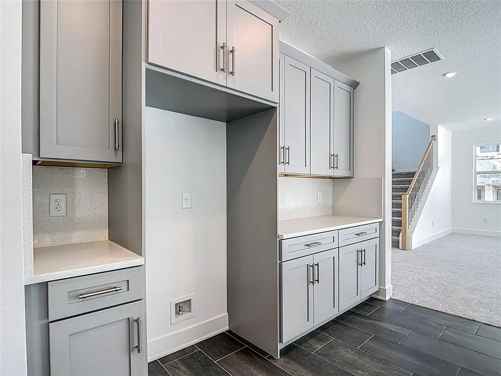 410 S WEST SHORE BOULEVARD Tampa, FL 33609